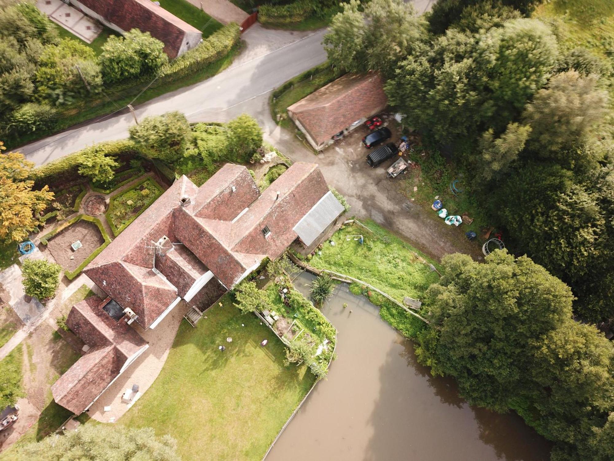 Bartley Mill Farmhouse Wadhurst Exterior photo